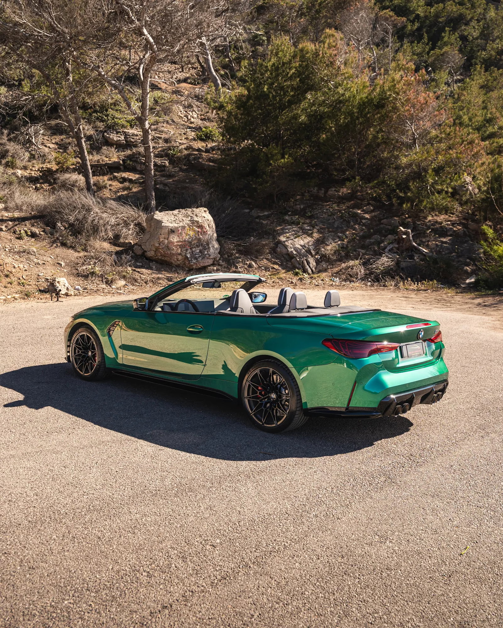 Cabriolet vs. Coupe: Which is Better for Santa Ponça & Andratx Coastal Roads?